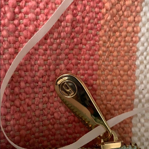 Peacock Print Make-Up Bag - Picture 5 of 6